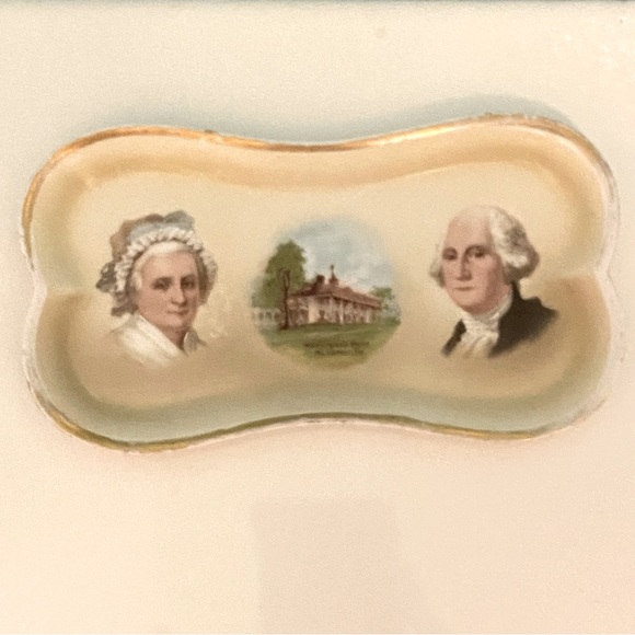 Antique Vintage George & Martha Washington Mt Vernon Hand Painted Trinket Dish. - Picture 2 of 6